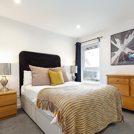 Modern 2 Bed Broompark/Central Apt. With Parking Γλασκώβη Εξωτερικό φωτογραφία