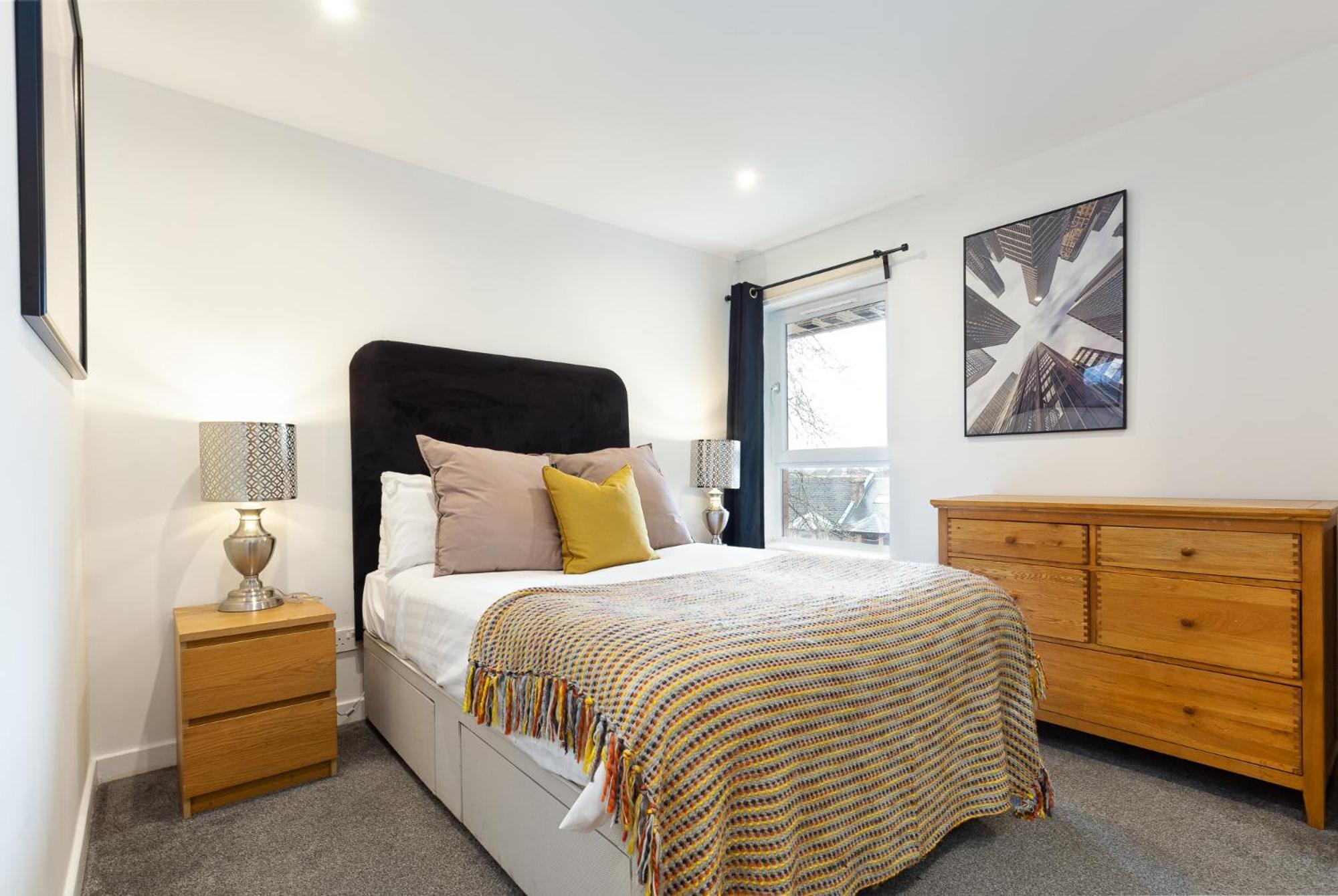 Modern 2 Bed Broompark/Central Apt. With Parking Γλασκώβη Εξωτερικό φωτογραφία