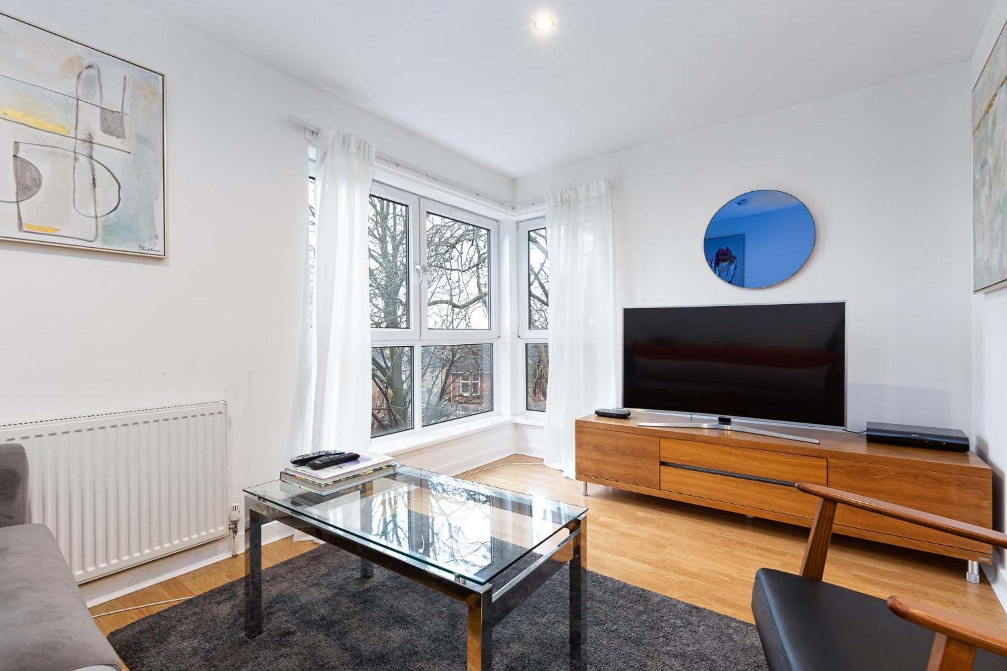 Modern 2 Bed Broompark/Central Apt. With Parking Γλασκώβη Εξωτερικό φωτογραφία